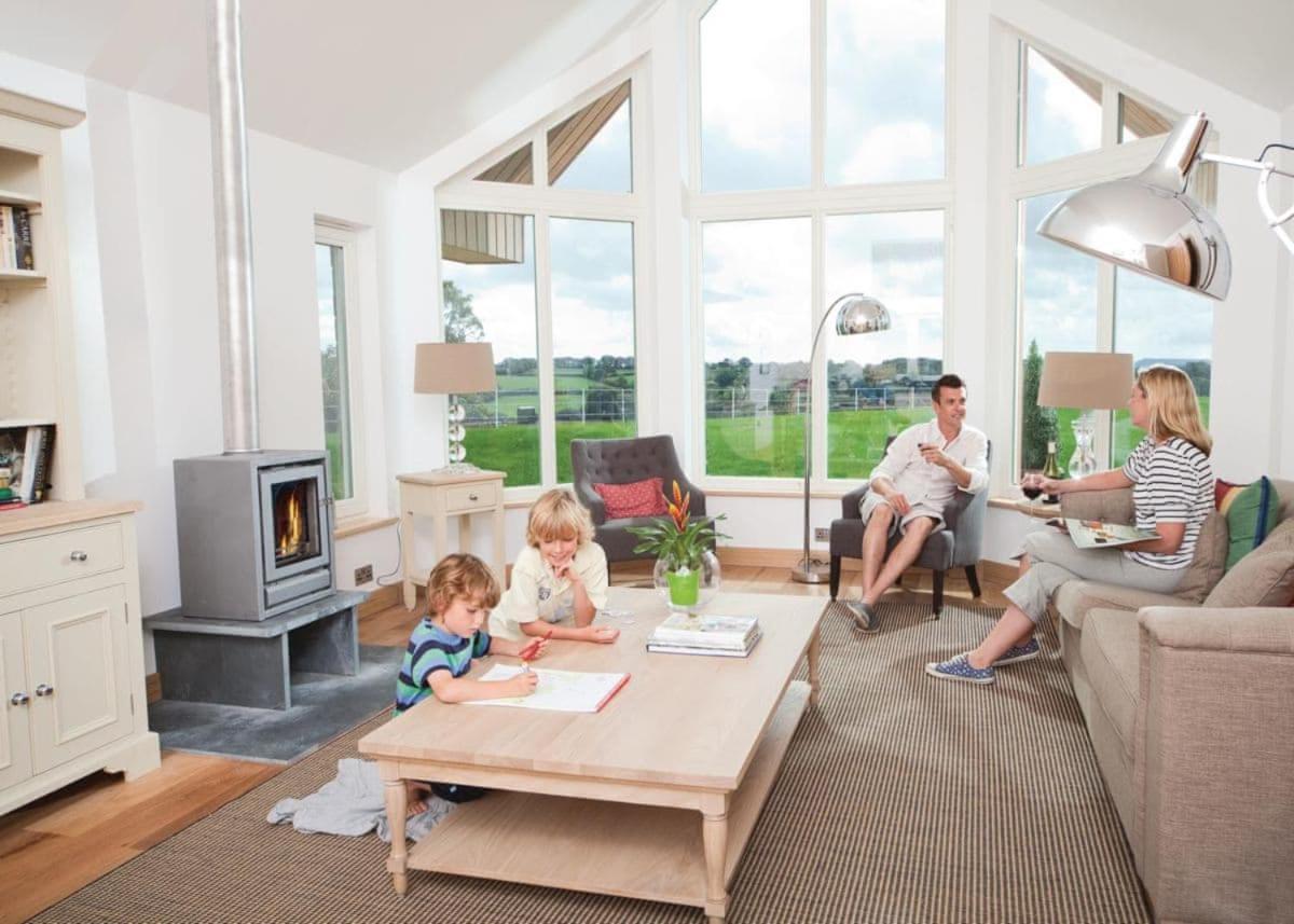 Swandown Lodges Chard Exterior photo